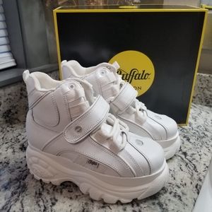 Buffalo London high top Sneakers